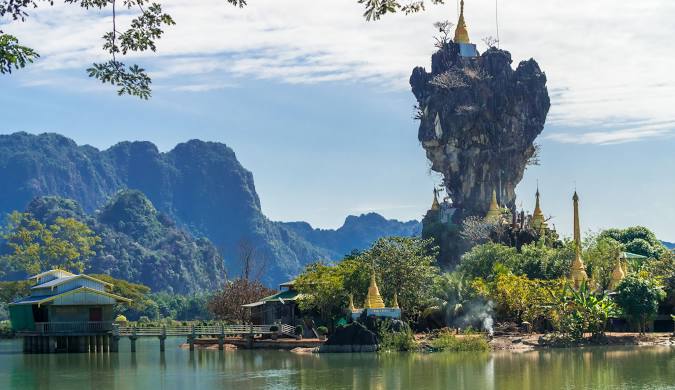 Nyaung Oo Phee Island beach in Mergui Archipelago